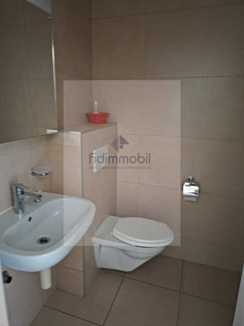 3 rooms with balcony, Fritz-Courvoisier 24, La Chaux-de-Fonds (5)
