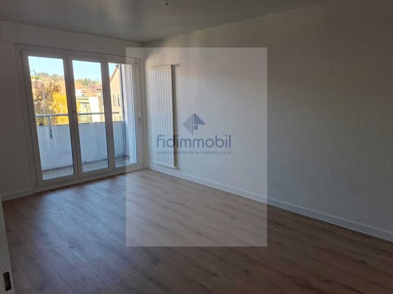 3 rooms with balcony, Fritz-Courvoisier 24, La Chaux-de-Fonds (3)