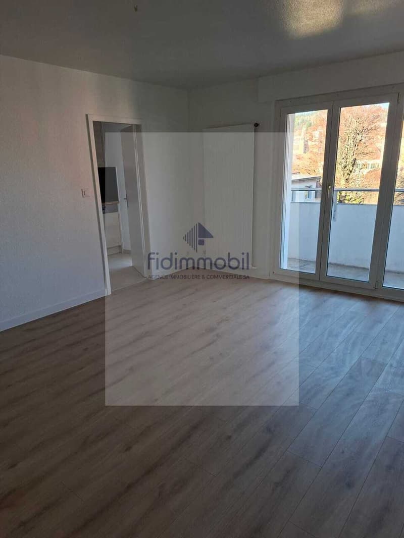 3 rooms with balcony, Fritz-Courvoisier 24, La Chaux-de-Fonds (2)