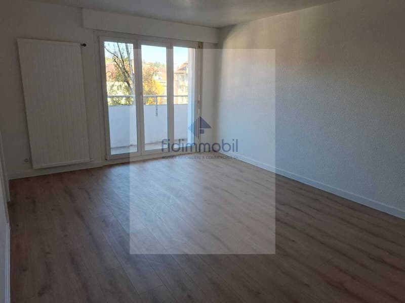 3 rooms with balcony, Fritz-Courvoisier 24, La Chaux-de-Fonds (4)