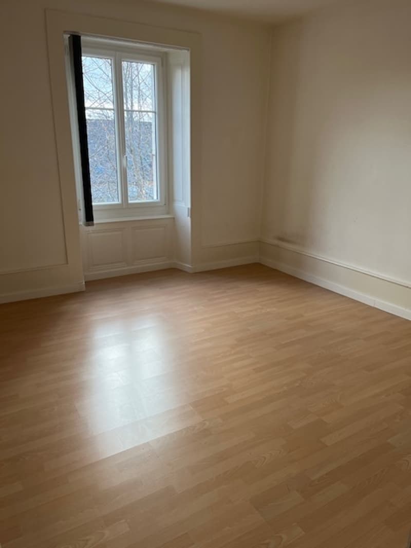 Four-room apartment on the first floor (4)