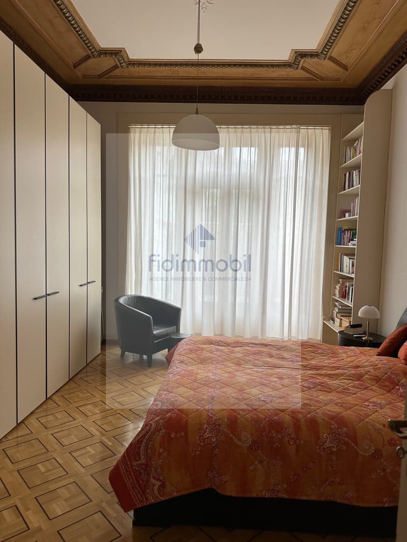 Un appartamento di carattere nel cuore di La Chaux-de-Fonds (11)