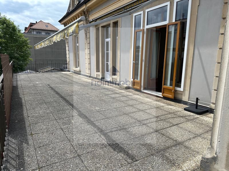 Un appartamento di carattere nel cuore di La Chaux-de-Fonds (3)
