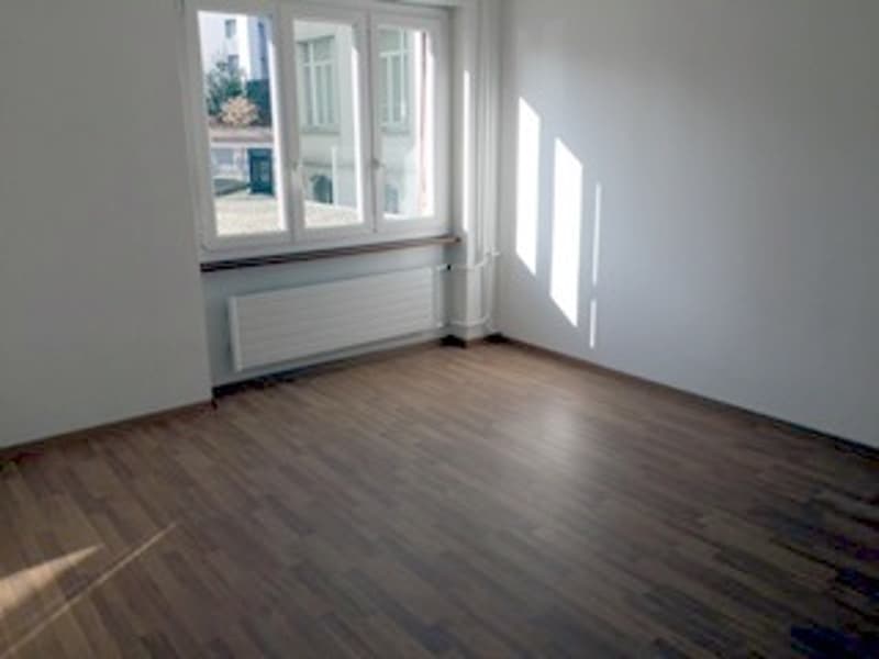 Zu vermieten, 2 Zimmer, Grenier 20, La Chaux-de-Fonds (3)
