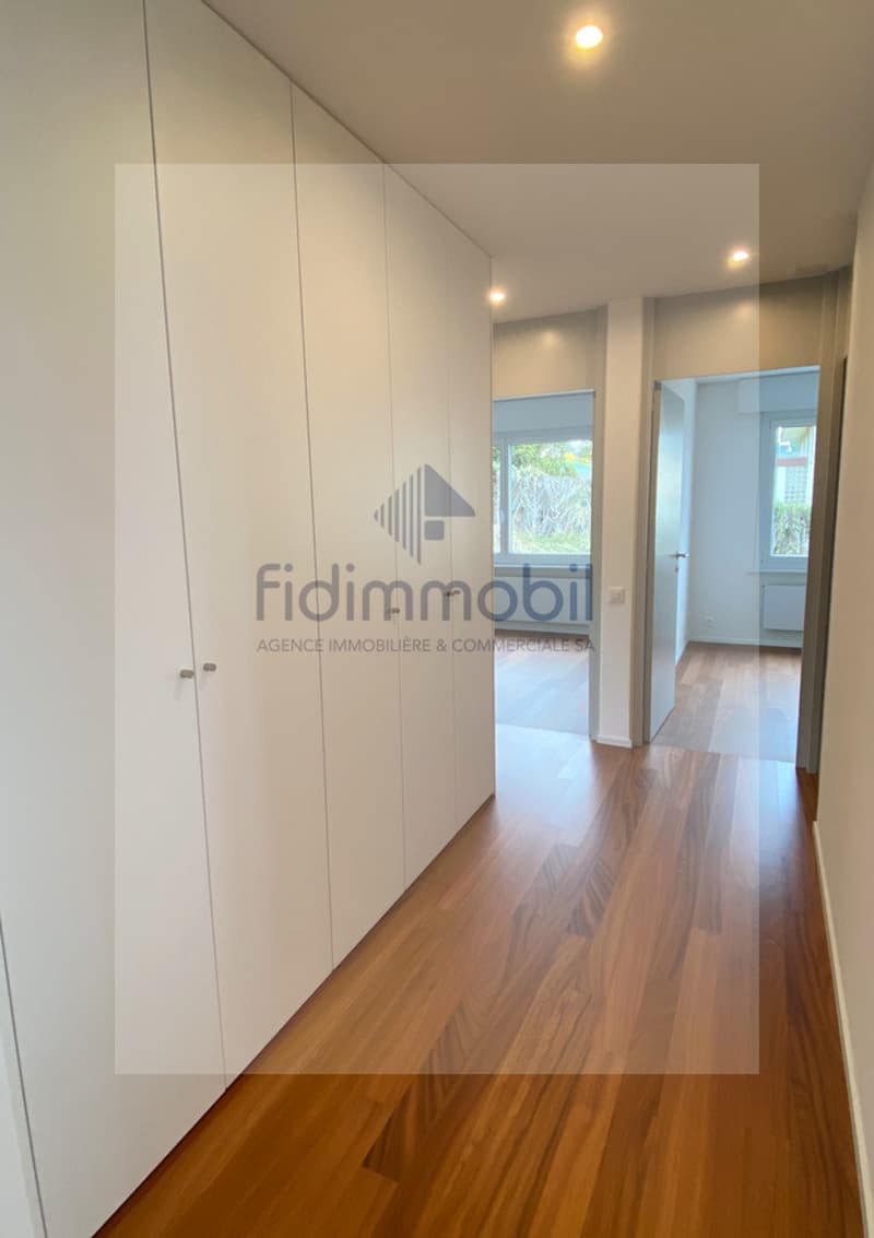 Appartamento completamente ristrutturato con vista mozzafiato sul lago (5)