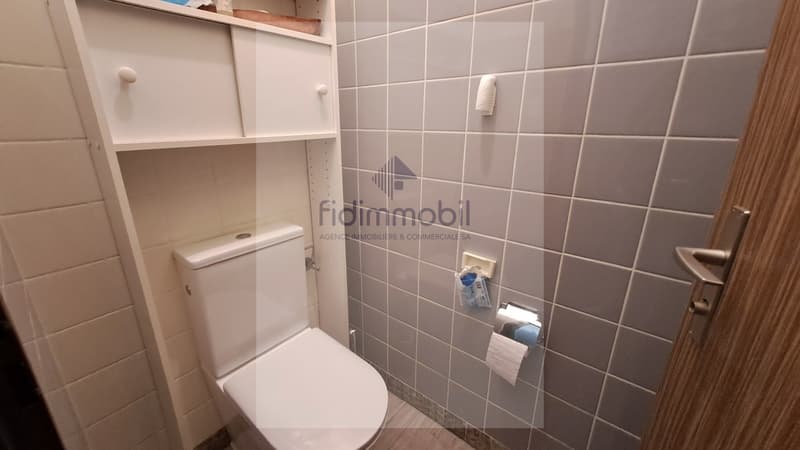 Superficie commerciale, 142 m2, Pl. du Marché 5, St-Imier (12)