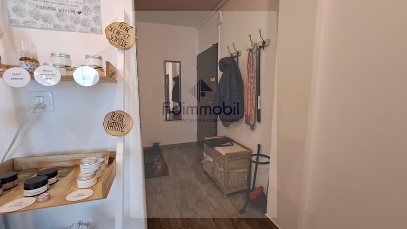 Superficie commerciale, 142 m2, Pl. du Marché 5, St-Imier (4)