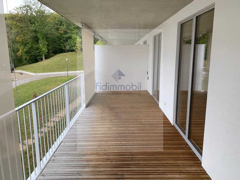 PRÄCHTIGES APPARTEMENT NAHE BEI ALLEN VERKAUFSTELLEN (9)