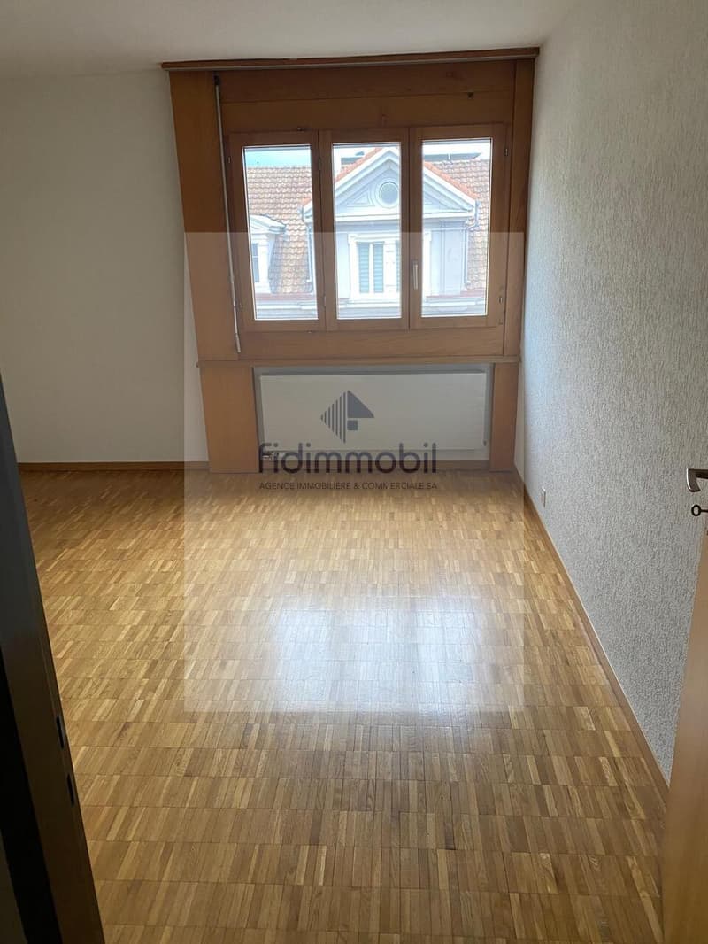 Prächtige alte Wohnung mit authentischem Charme (7)