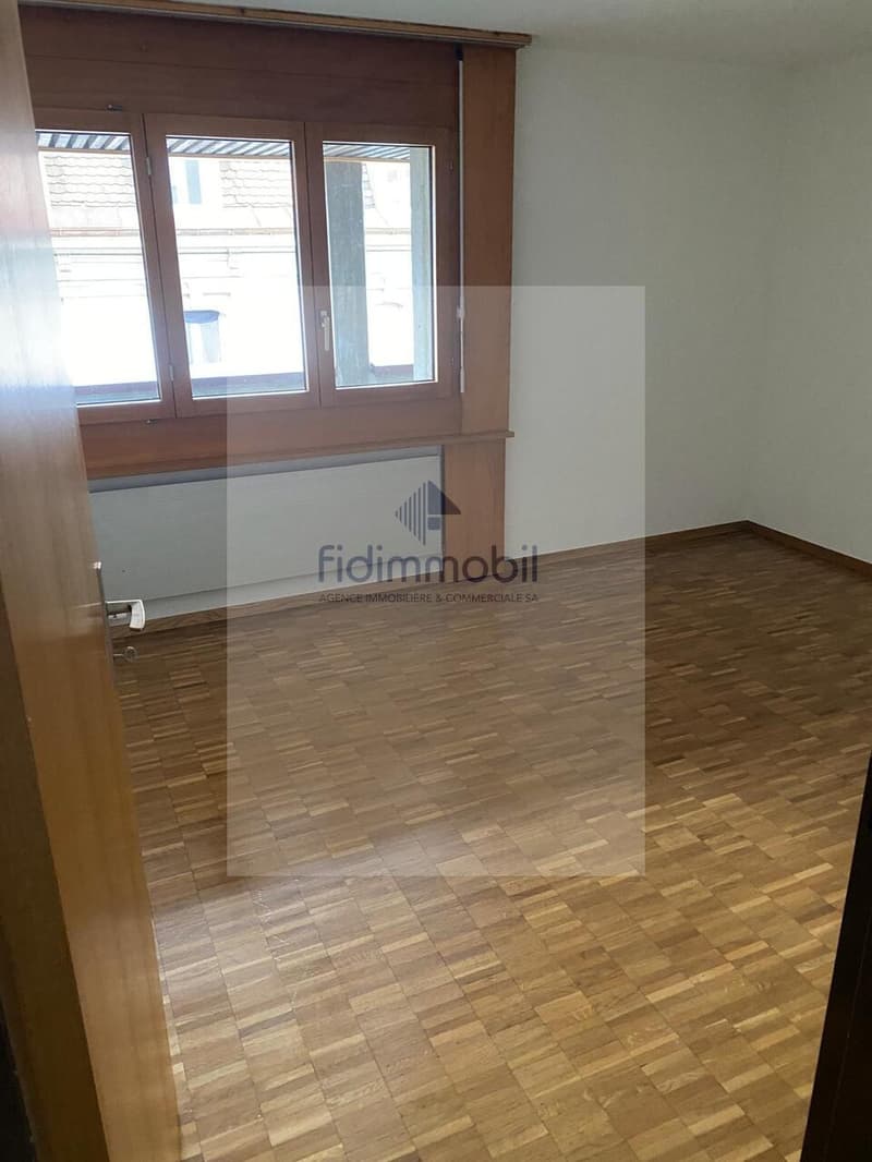 Prächtige alte Wohnung mit authentischem Charme (8)