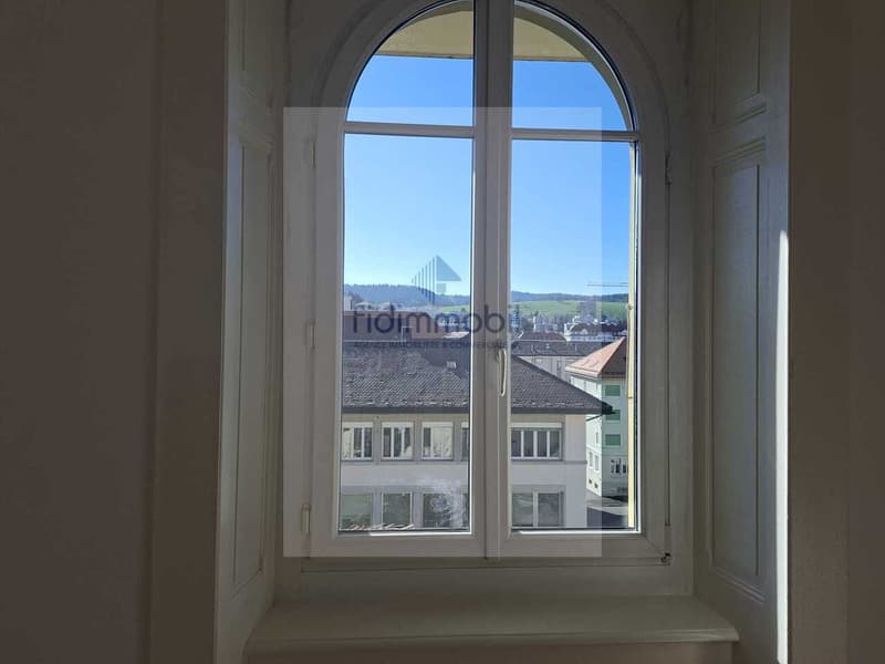 Prächtige 3,5-Zimmer-Wohnung, komplett renoviert, Rue Numa-Droz 171, La Chaux-de-Fonds (7)