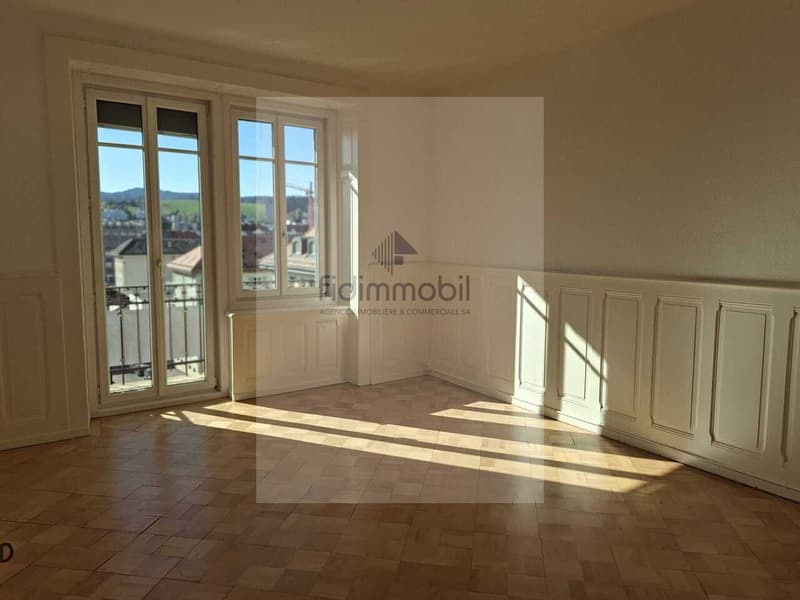 Prächtige 3,5-Zimmer-Wohnung, komplett renoviert, Rue Numa-Droz 171, La Chaux-de-Fonds (4)