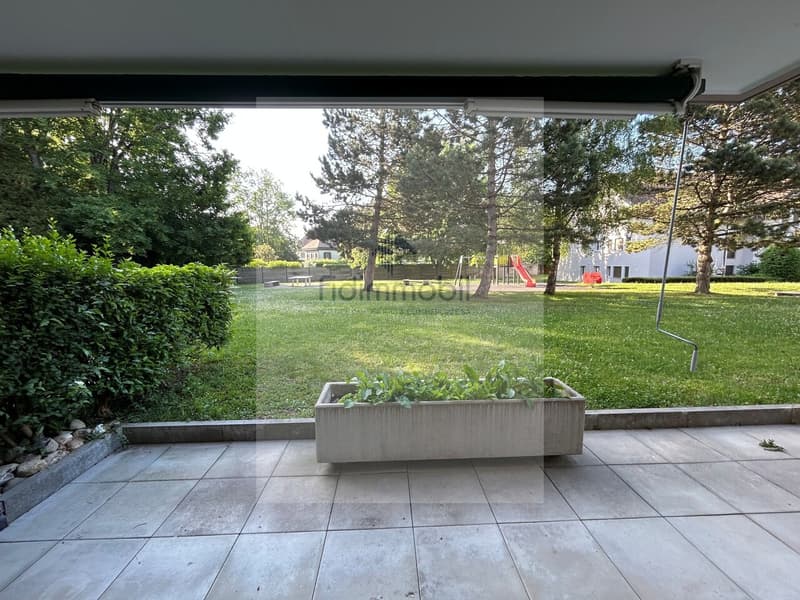 GRAND APPARTEMENT DE 2.5 PIÈCES AU REZ AVEC TERRASSE (8)