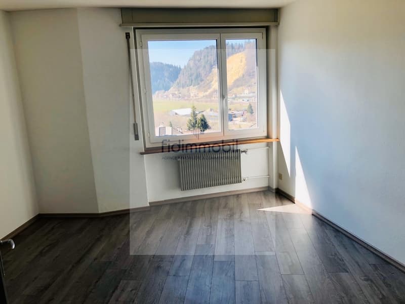 Le Corbusier 14, Le Locle, 3 pezzi rinnovati in quartiere tranquillo (5)