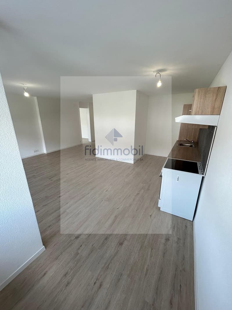 Appartement de 2 pièces au 8ème étage (3)