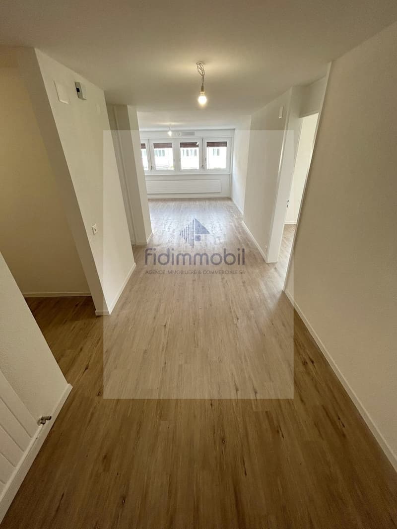 Appartement de 2 pièces au 8ème étage (4)