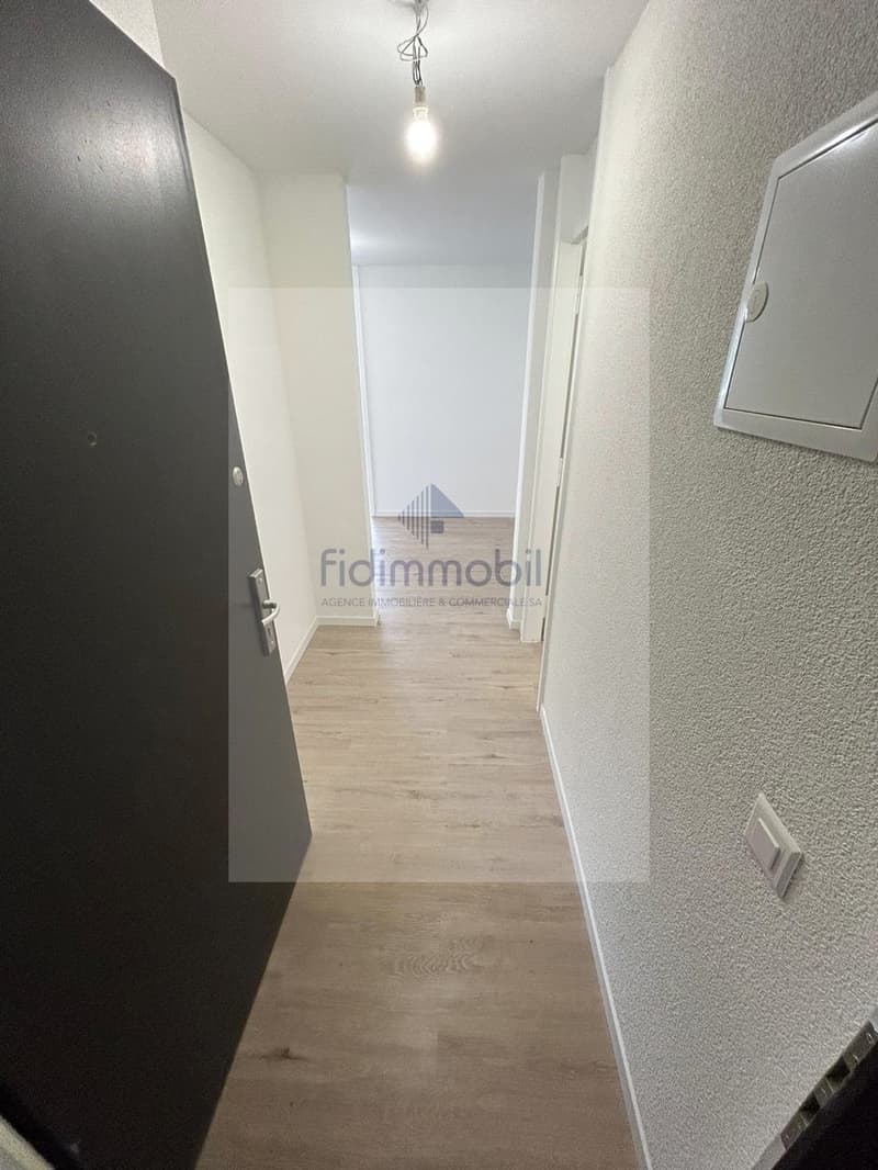 Appartement de 2 pièces au 8ème étage (6)