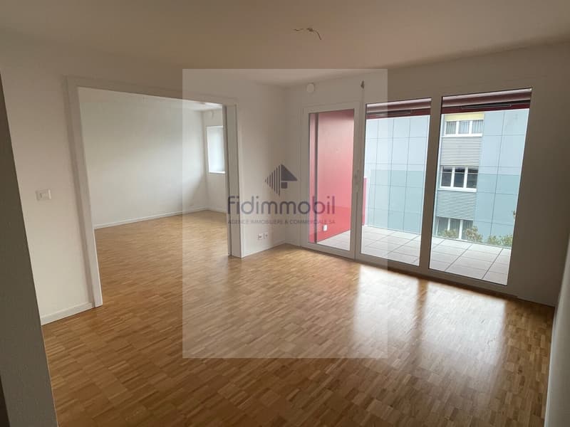 Ampio appartamento di 4.5 locali con balcone, cantina e soffitta (2)