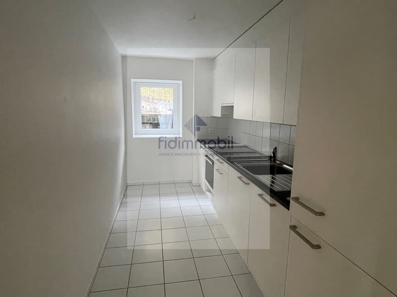 Ampio appartamento di 4.5 locali con balcone, cantina e soffitta (1)
