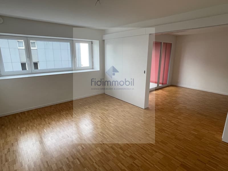 Ampio appartamento di 4.5 locali con balcone, cantina e soffitta (4)