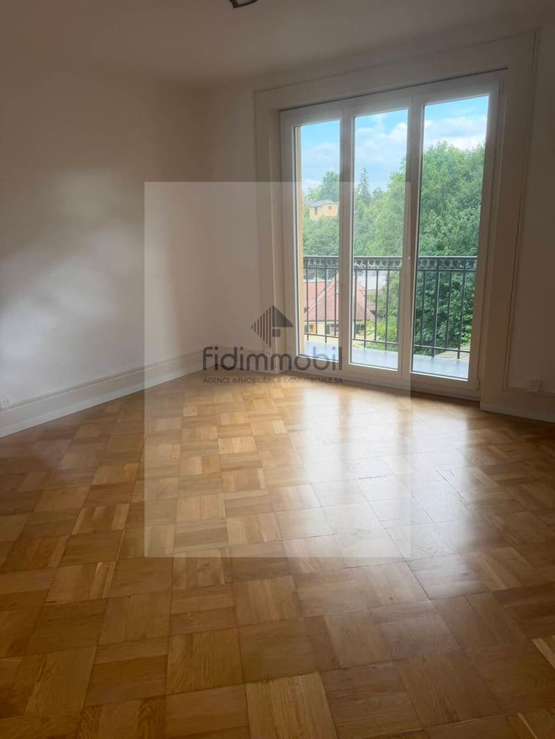 Old charming apartment for rent close to the city center (4)