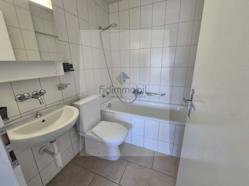 Prächtige 3-Zimmer-Wohnung zur Miete in La Chaux-de-Fonds (4)