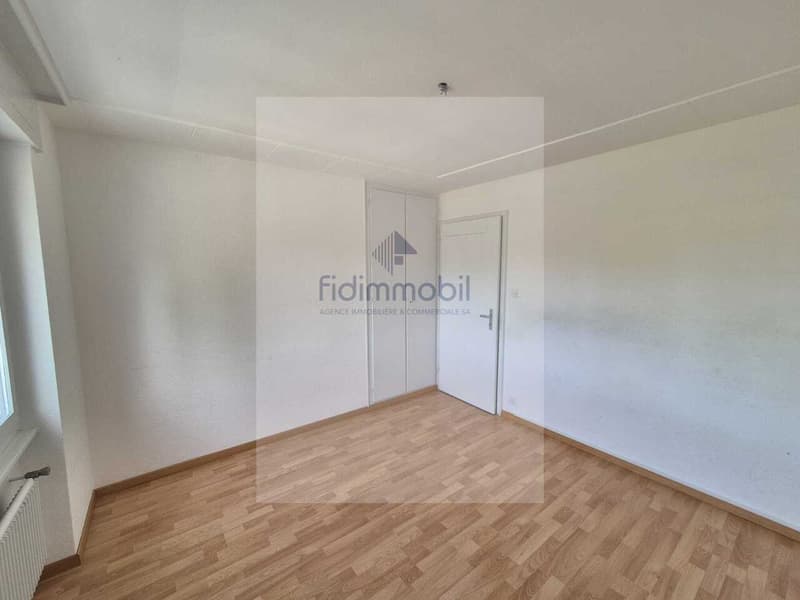 Prächtige 3-Zimmer-Wohnung zur Miete in La Chaux-de-Fonds (7)