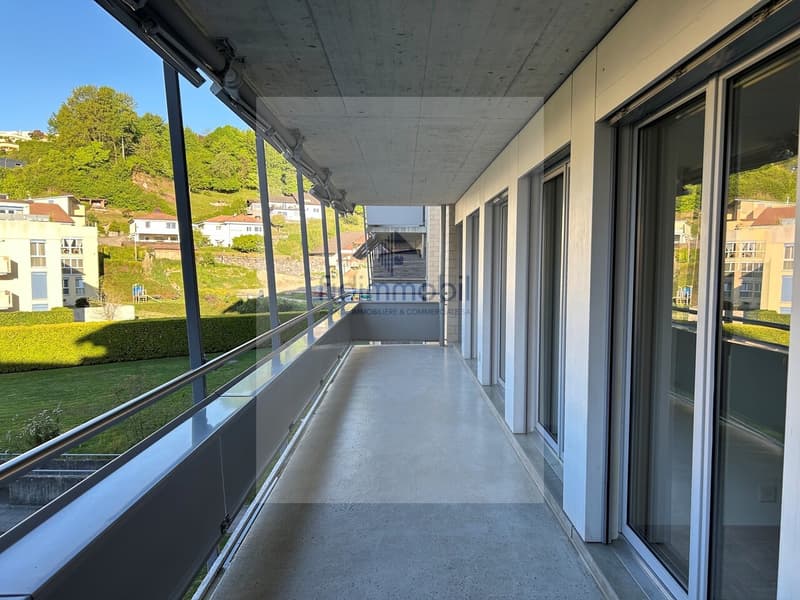 PRÄCHTIGES 4.5-ZIMMER-WOHNUNG NAHE DEM SEE IN RUHIGER LAGE (8)