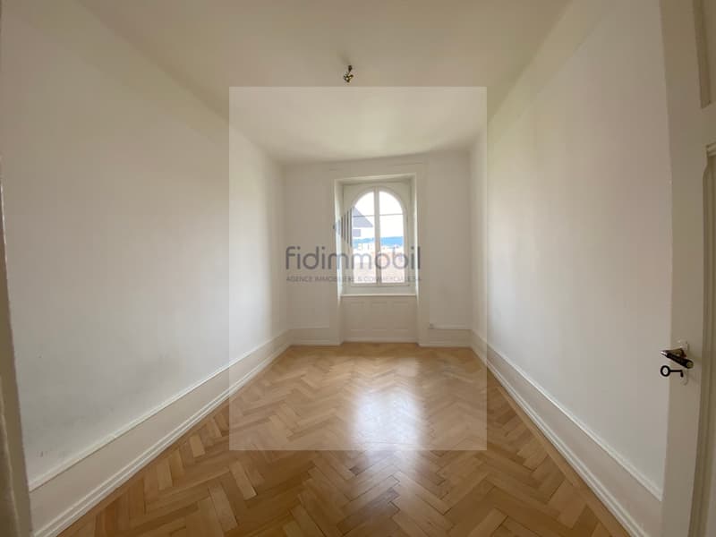 Prächtige 4-Zimmer-Wohnung, kürzlich renoviert (5)