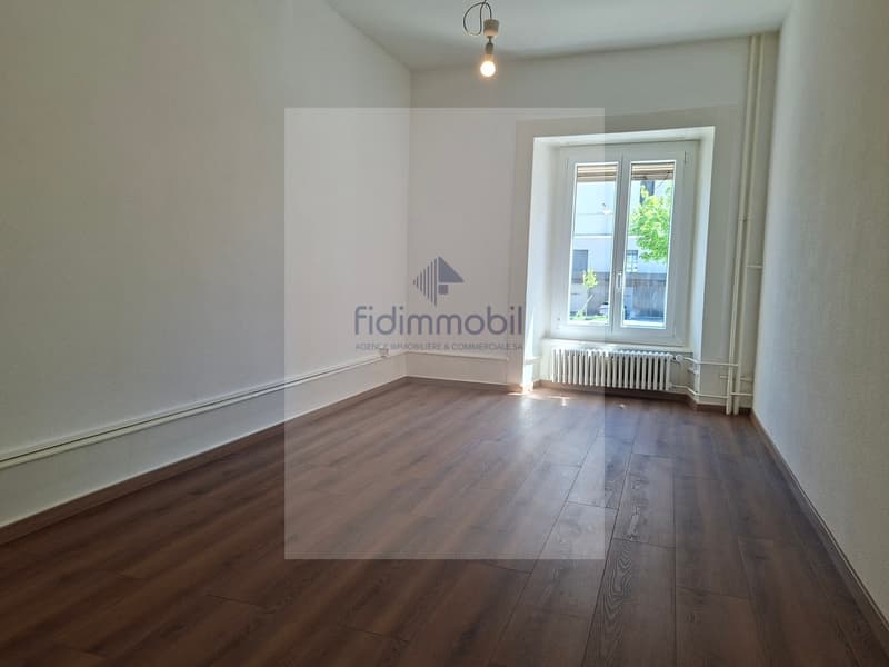 Beautiful 2-room modern apartment, Léopold-Robert 128, La Chaux-de-Fonds (2)