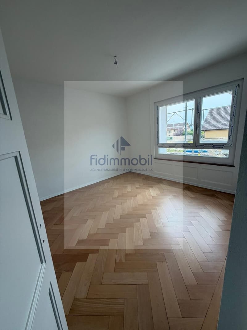 Splendide appartement de 3,5 pièces entièrement rénové, situé au rez-d (3)