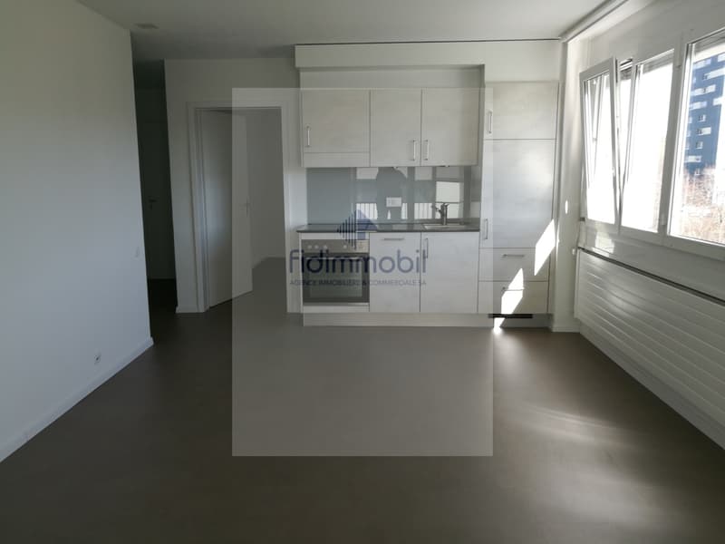 A louer, 2 pièces, pour AVS/AI, Croix-Fédérale 36, La Chaux-de-Fonds (1)