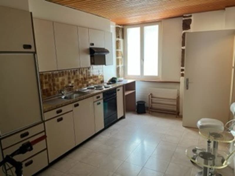 Studio en plein coeur de Peseux (1)