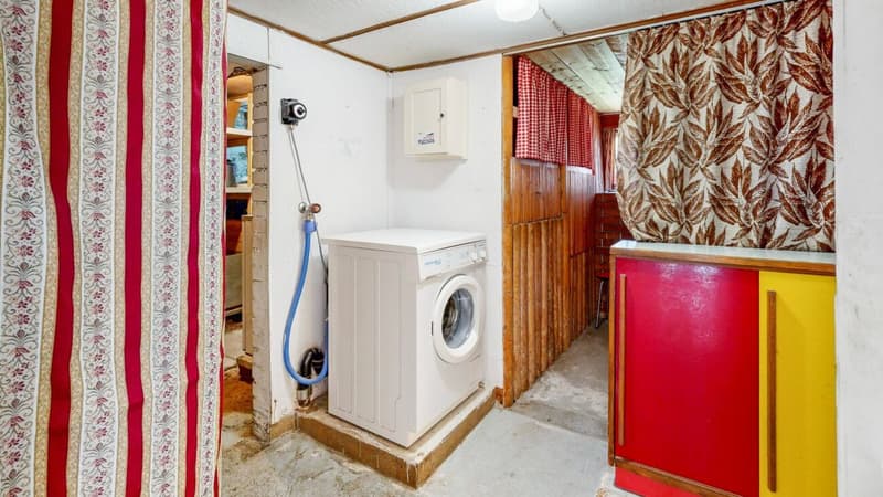 Maison de 2 générations avec potentiel à Liesberg Village (12)