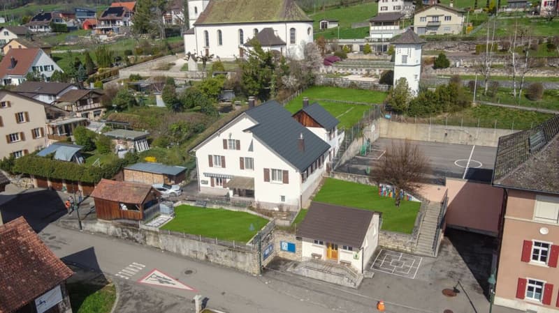 Maison de 2 générations avec potentiel à Liesberg Village (38)
