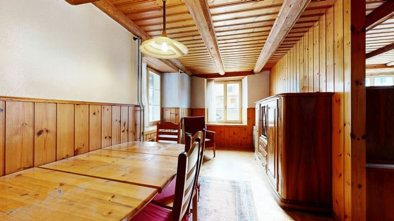 Haus mit viel Nutzfläche, Charme und Potenzial (3)