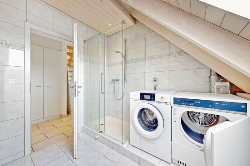 Bright 3.5-room maisonette apartment in a quiet and yet central location (13)