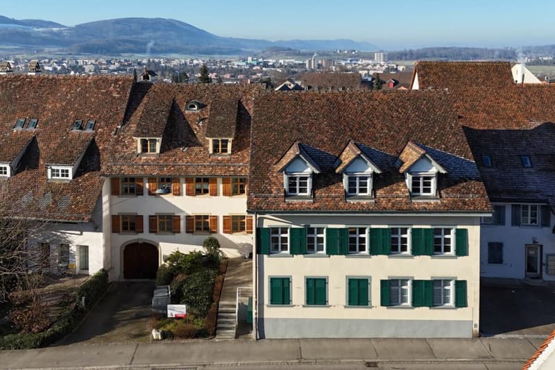moderne 4.5-Zimmer-Maisonettewohnung mit Garten (12)