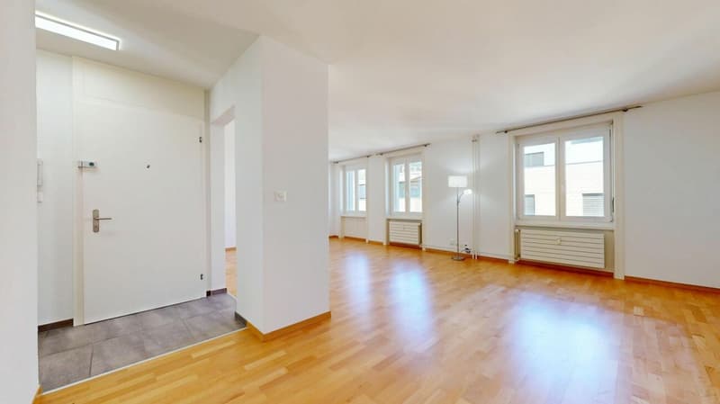 3.5-room apartment currently realized as a 2.5-room apartment in a top location in the heart of Kleinbasel (4)