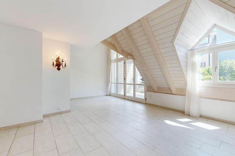 Well-maintained single/senior apartment in an ideal location (5)