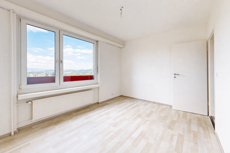 Affordable owner-occupied apartment with a great view (12)