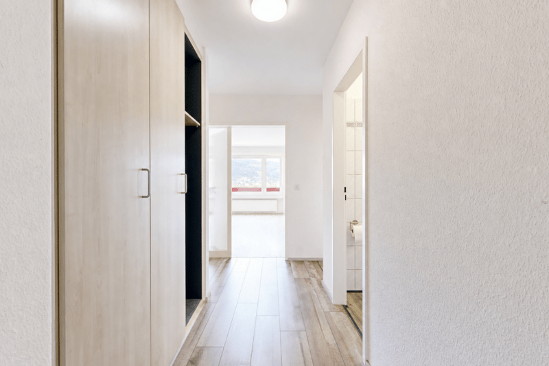 Affordable owner-occupied apartment with a great view (6)
