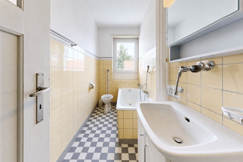 Zona residenziale molto ambita - Casa multifamiliare con potenziale (5)