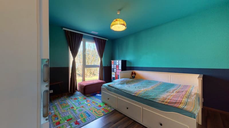 Appartement de jardin 4,5 pièces élégant avec garage et place de parking extérieure (10)