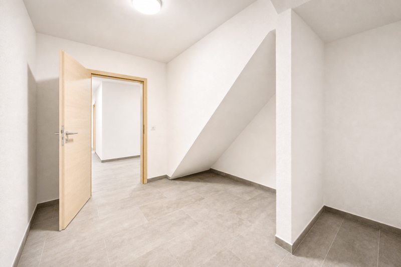 Appartement moderne avec terrasse merveilleuse et carport pour deux véhicules (17)