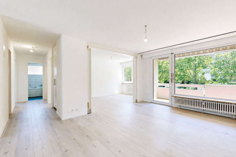 moderne 3.5-ZWG mit Balkon, Keller, Estrich, Waschmaschine und Parkplatz (4)