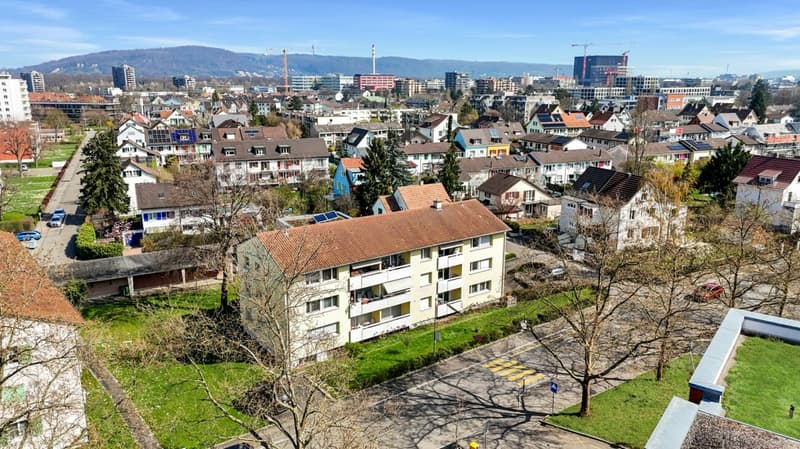 moderne 3.5-ZWG mit Balkon, Keller, Estrich, Waschmaschine und Parkplatz (12)