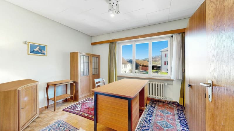 1'507 m2 Bauland an sonniger Lage mit renovationsbedürftigem Einfamilienhaus (9)