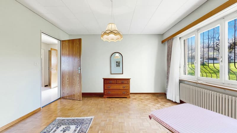 1'507 m2 Bauland an sonniger Lage mit renovationsbedürftigem Einfamilienhaus (7)