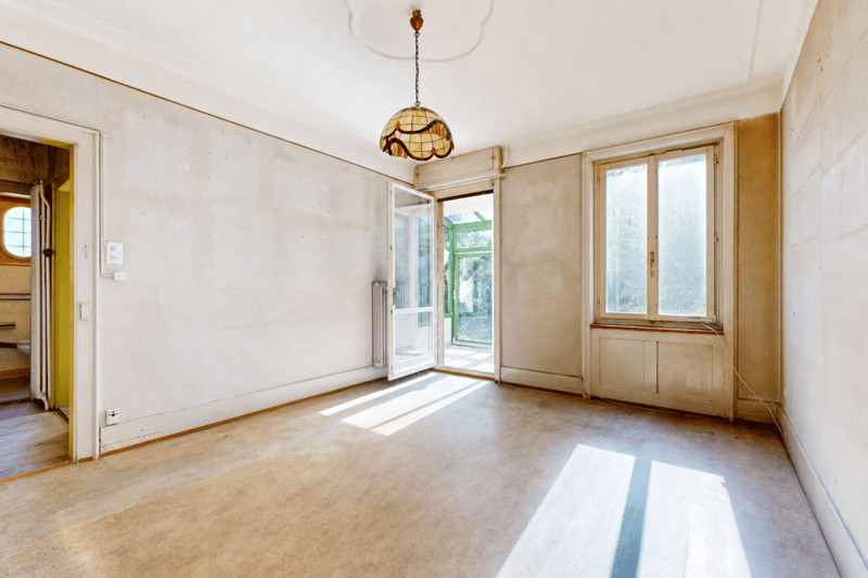 Einfamilienhaus mit Charme und Baulandreserve (4)